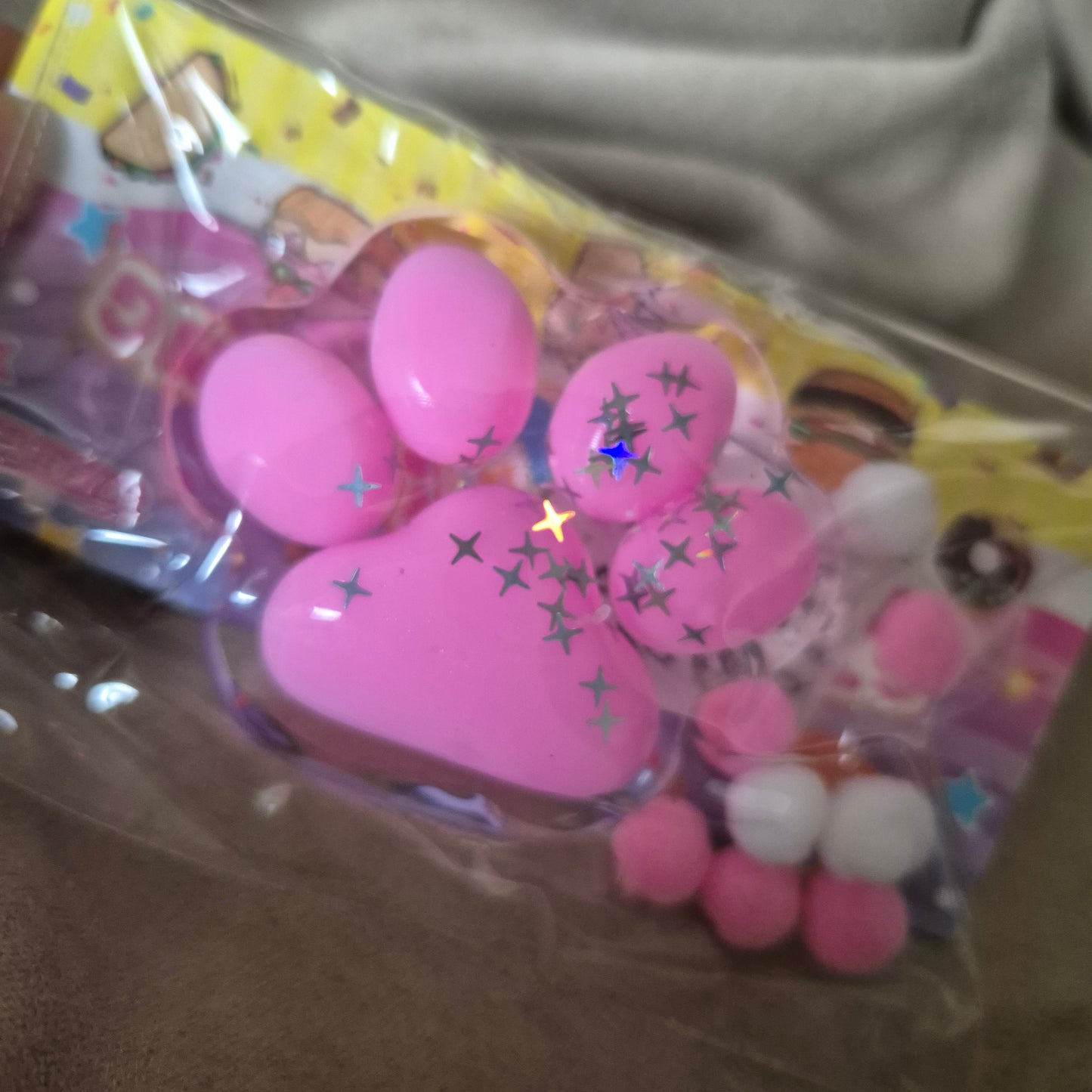 Small paw squishy